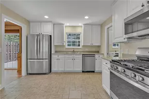 404 Rockledge Dr, Aleppo, PA 15143 - Photo 10