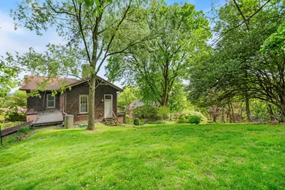 2738 Mount Royal Road, Pittsburgh, PA 15217 - Photo 4