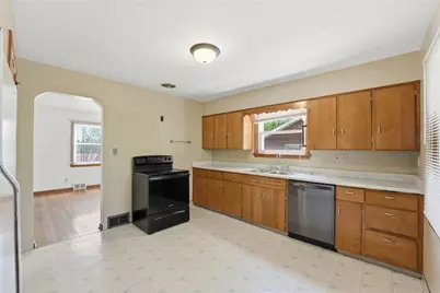 3605 W 4th Ave, West Mayfield, PA 15010 - Photo 10