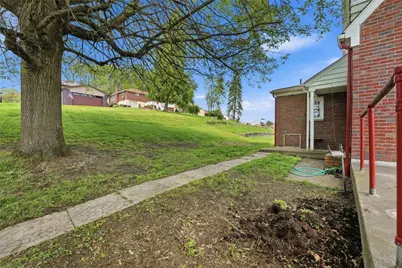 3605 W 4th Ave, West Mayfield, PA 15010 - Photo 28