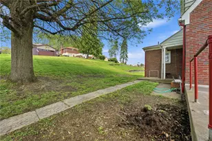 3605 W 4th Ave, West Mayfield, PA 15010 - Photo 28
