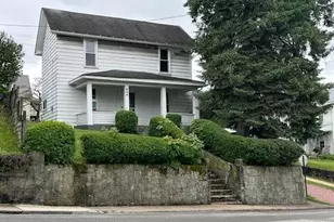 400 Morton Ave, Butler, PA 16001 - Photo 1