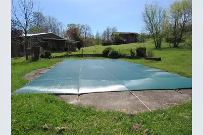 810 Newingham Lane, Arona Boro, PA 15617 - Photo 6