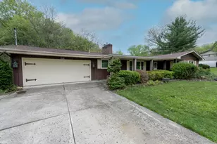 111 Patricia Dr, Big Beaver, PA 15010 - Photo 4
