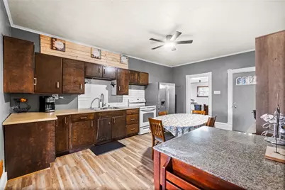 6 W Market St, Burgettstown Boro, PA 15021 - Photo 12