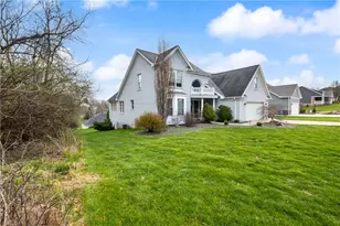 478 Spruce Ln, Houston, PA 15342 - Photo 4