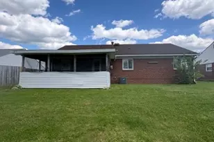 100 Monahan St, Hopewell Township, PA 15001 - Photo 12