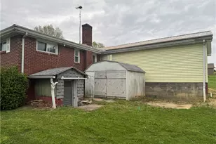 126 Holly Pl, Mount Pleasant Township, PA 15666 - Photo 40