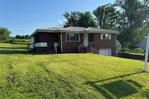 126 Holly Pl, Mount Pleasant Township, PA 15666 - Photo 1