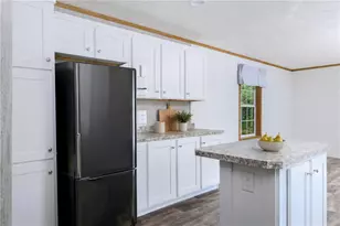 206 Iron Furnace Rd, Brady's Bend Township, PA 16028 - Photo 10
