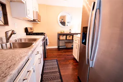 1126 Sodbury Dr, South Park, PA 15129 - Photo 6