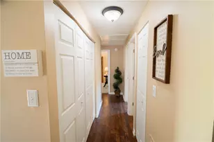 1126 Sodbury Dr, South Park, PA 15129 - Photo 10