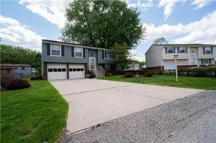 1126 Sodbury Dr, South Park, PA 15129 - Photo 2