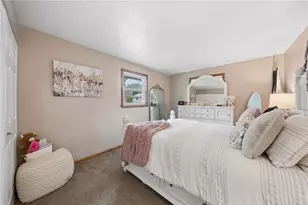 668 Carnival Dr, Pittsburgh, PA 15239 - Photo 18