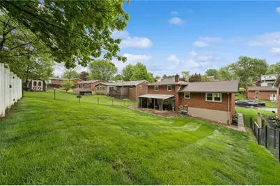 668 Carnival Dr, Pittsburgh, PA 15239 - Photo 30