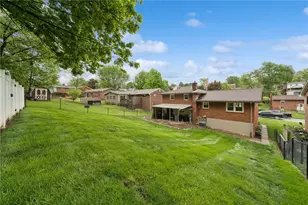 668 Carnival Dr, Pittsburgh, PA 15239 - Photo 30