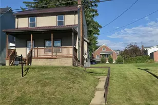 428 Pershing Dr, New Kensington, PA 15068 - Photo 2