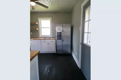 428 Pershing Dr, New Kensington, PA 15068 - Photo 10