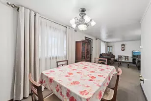 223 E Patty Ln, Monroeville, PA 15146 - Photo 6