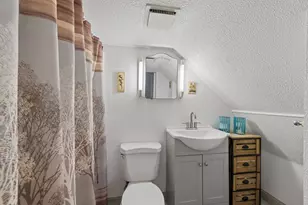 223 E Patty Ln, Monroeville, PA 15146 - Photo 22