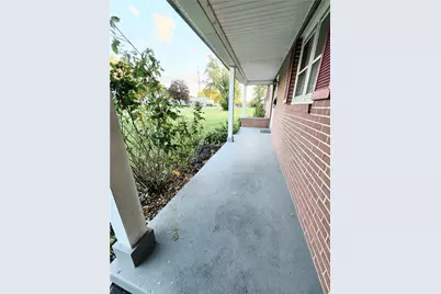 245 Todd Ave, Hermitage, PA 16148 - Photo 2