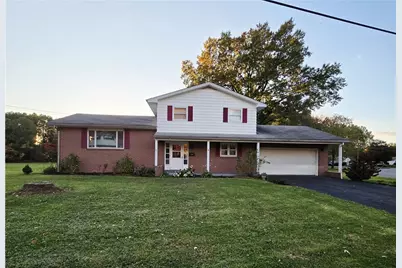 245 Todd Ave, Hermitage, PA 16148 - Photo 1