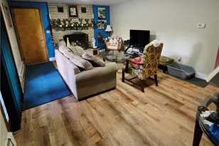 245 Todd Ave, Hermitage, PA 16148 - Photo 6