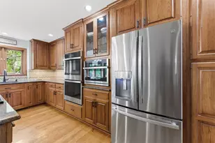 210 Royal Doulton Ct, Richland, PA 15044 - Photo 10