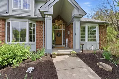 210 Royal Doulton Ct, Richland, PA 15044 - Photo 2
