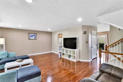 1804 Michael Dr, Pittsburgh, PA 15227 - Photo 6