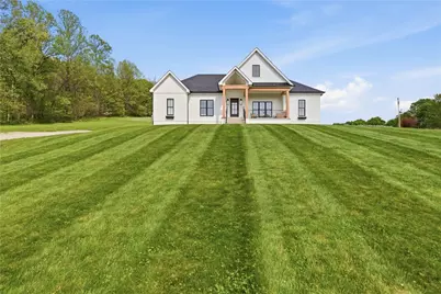315 Stewarton Rd, Springfield Township, PA 15464 - Photo 4