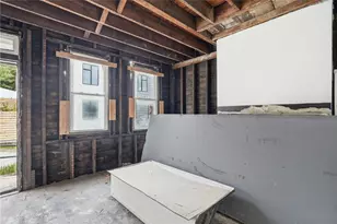 5405 Kent Wy, Pittsburgh, PA 15201 - Photo 6