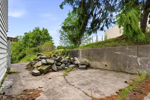 5405 Kent Wy, Pittsburgh, PA 15201 - Photo 16
