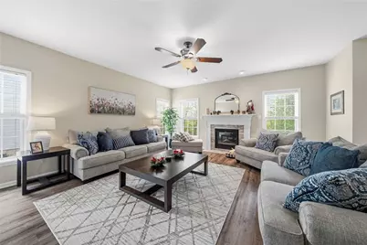 238 Gary Dr, Ohio Township, PA 15143 - Photo 10