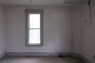 1080 Bruce St, Washington, PA 15301 - Photo 14