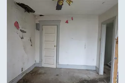 1080 Bruce St, Washington, PA 15301 - Photo 6