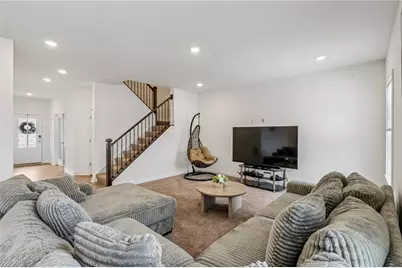 1213 Magnolia Ct, Pittsburgh, PA 15143 - Photo 6