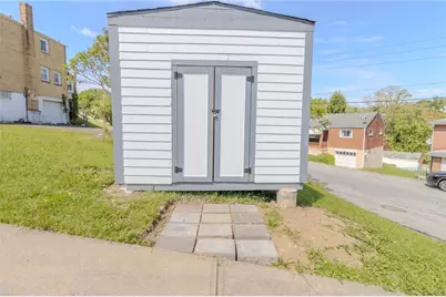 1832 Texas, West Mifflin, PA 15122 - Photo 14