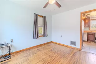 1832 Texas Ave, West Mifflin, PA 15122 - Photo 10
