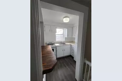124 7th Ave #2, Carnegie, PA 15106 - Photo 8