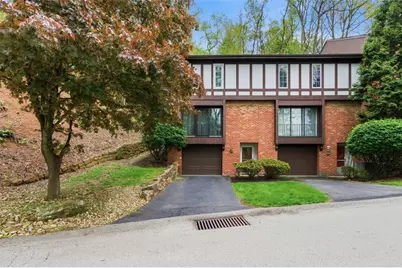 201 Woodbridge Dr, Ross Twp, PA 15237 - Photo 1