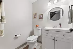201 Woodbridge Dr, Ross Twp, PA 15237 - Photo 8