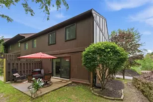 201 Woodbridge Dr, Ross Twp, PA 15237 - Photo 18