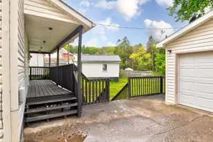 1660 Mercer Rd, Franklin Township, PA 16117 - Photo 18