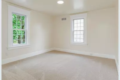 1660 Mercer Rd, Franklin Township, PA 16117 - Photo 20