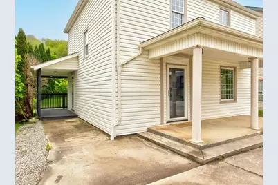 1660 Mercer Rd, Franklin Township, PA 16117 - Photo 4