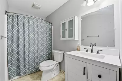 924 Rose Ave, New Castle, PA 16101 - Photo 12