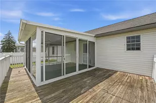 924 Rose Ave, New Castle, PA 16101 - Photo 20