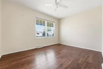 924 Rose Ave, New Castle, PA 16101 - Photo 14
