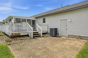 924 Rose Ave, New Castle, PA 16101 - Photo 24